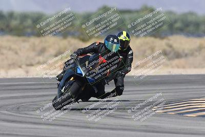 media/Oct-13-2025-Moto Forza (Mon) [[a66d839500]]/3-B Group/Session 3 (Turn 16)/